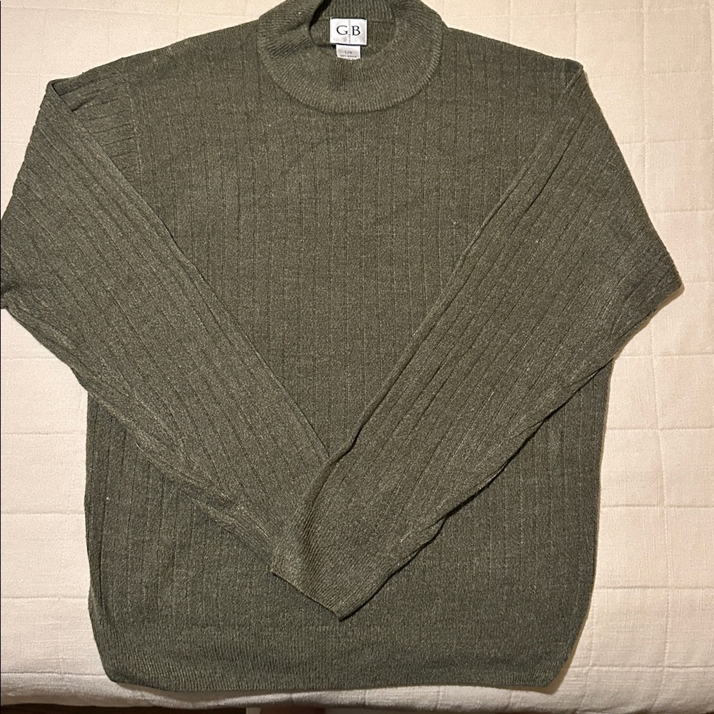 Geoffrey Beene Olive Knit Sweater